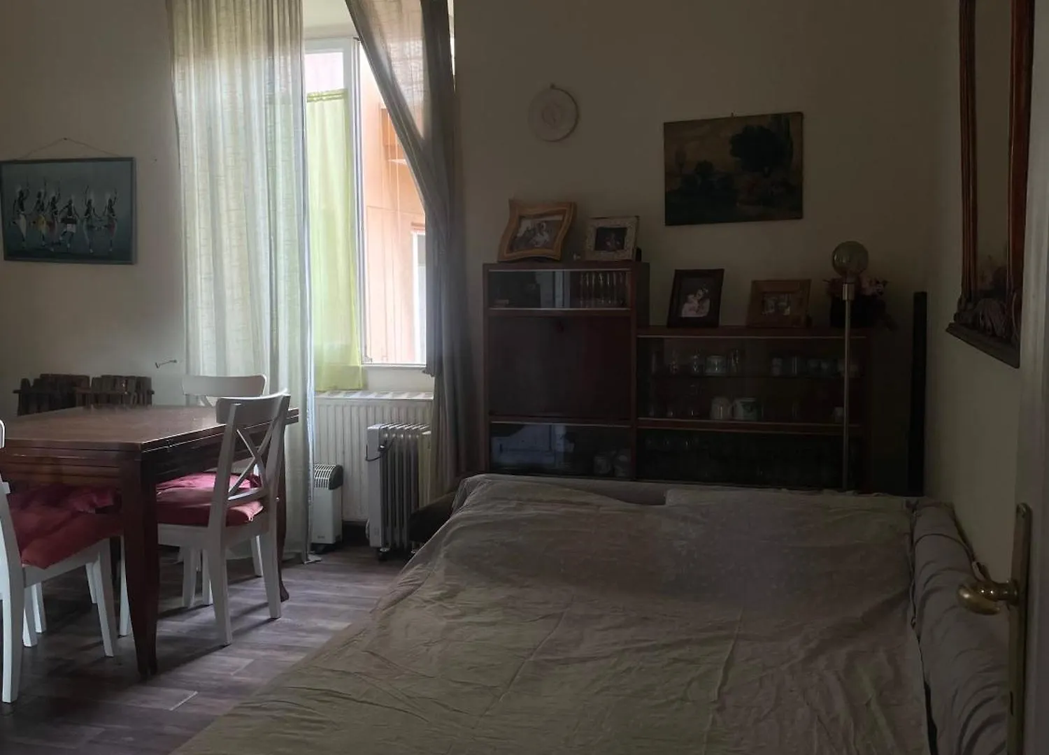 Sunny Apartment In Central روما 0*,
